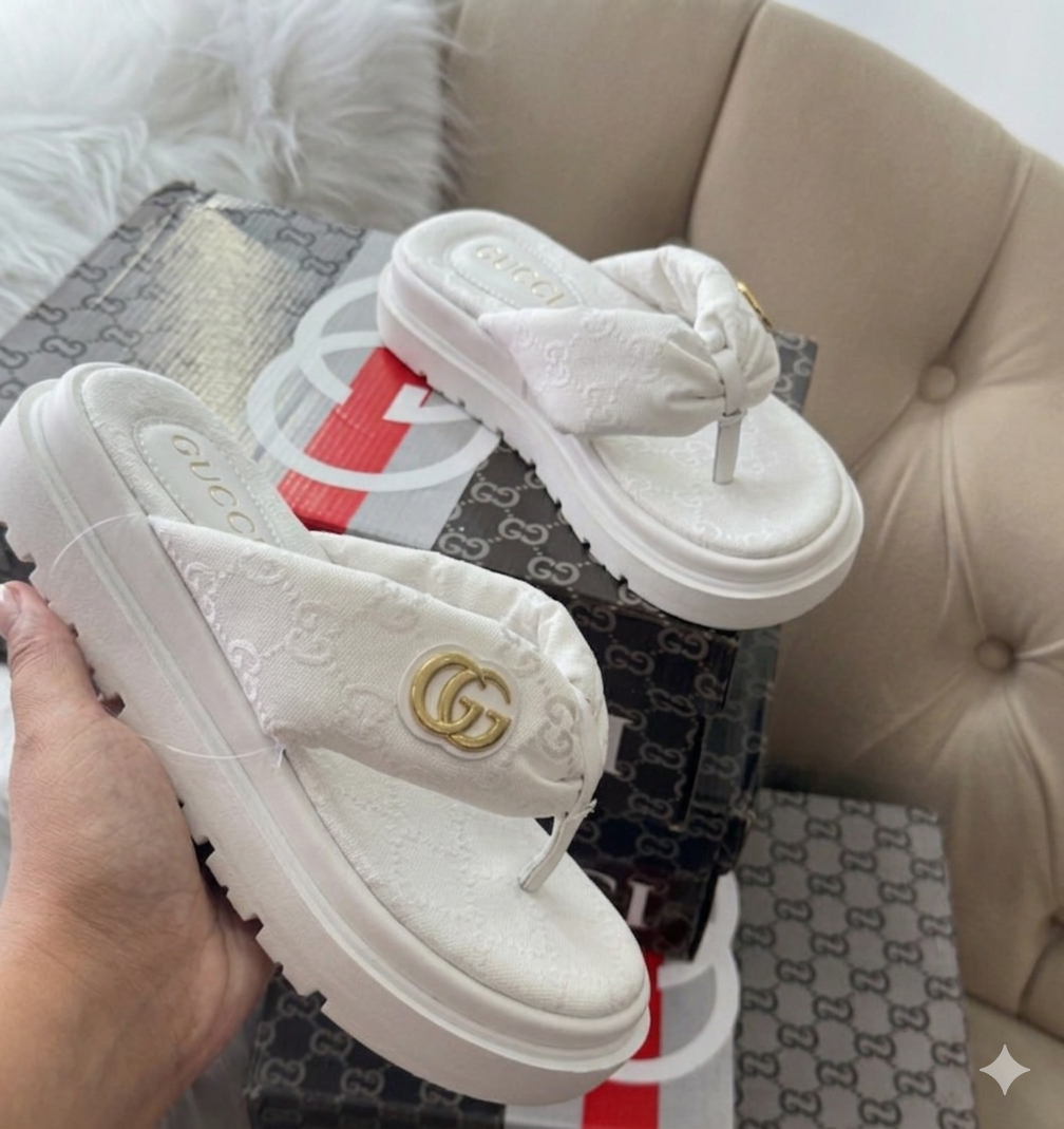 SANDALIA GUCCI✨
